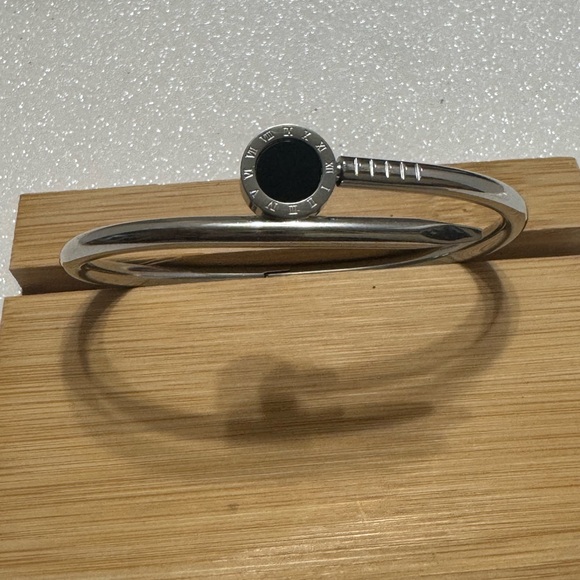 LIVE SHOW BRACELET - Picture 10 of 10